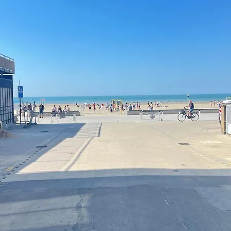 Desirade 2 Plage Dunkerque Malo Les Bains *