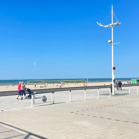 Desirade 2 Plage Dunkerque Malo Les Bains * Dunkirk
